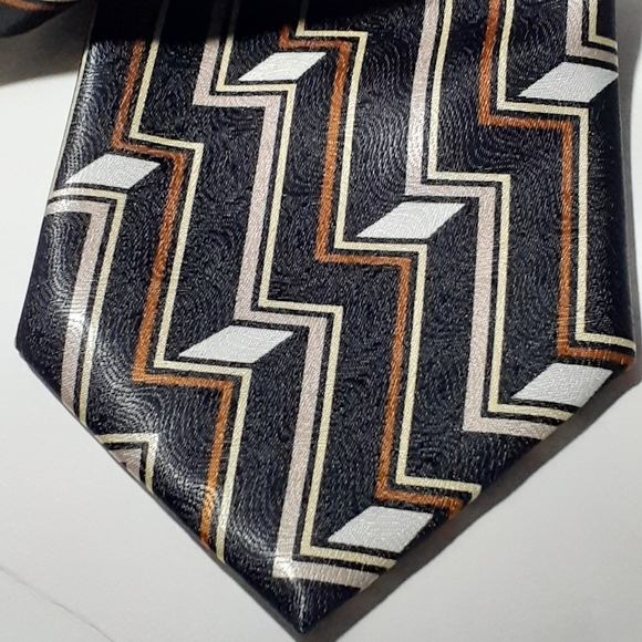 Vintage Christian Armand Made In Korea Necktie - Picture 3 of 5